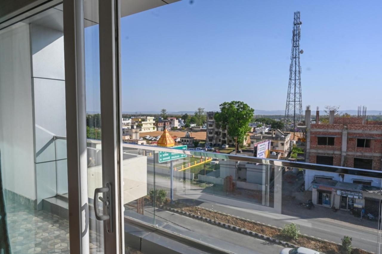 Hotel 7 Heaven Dehradun Eksteriør bilde