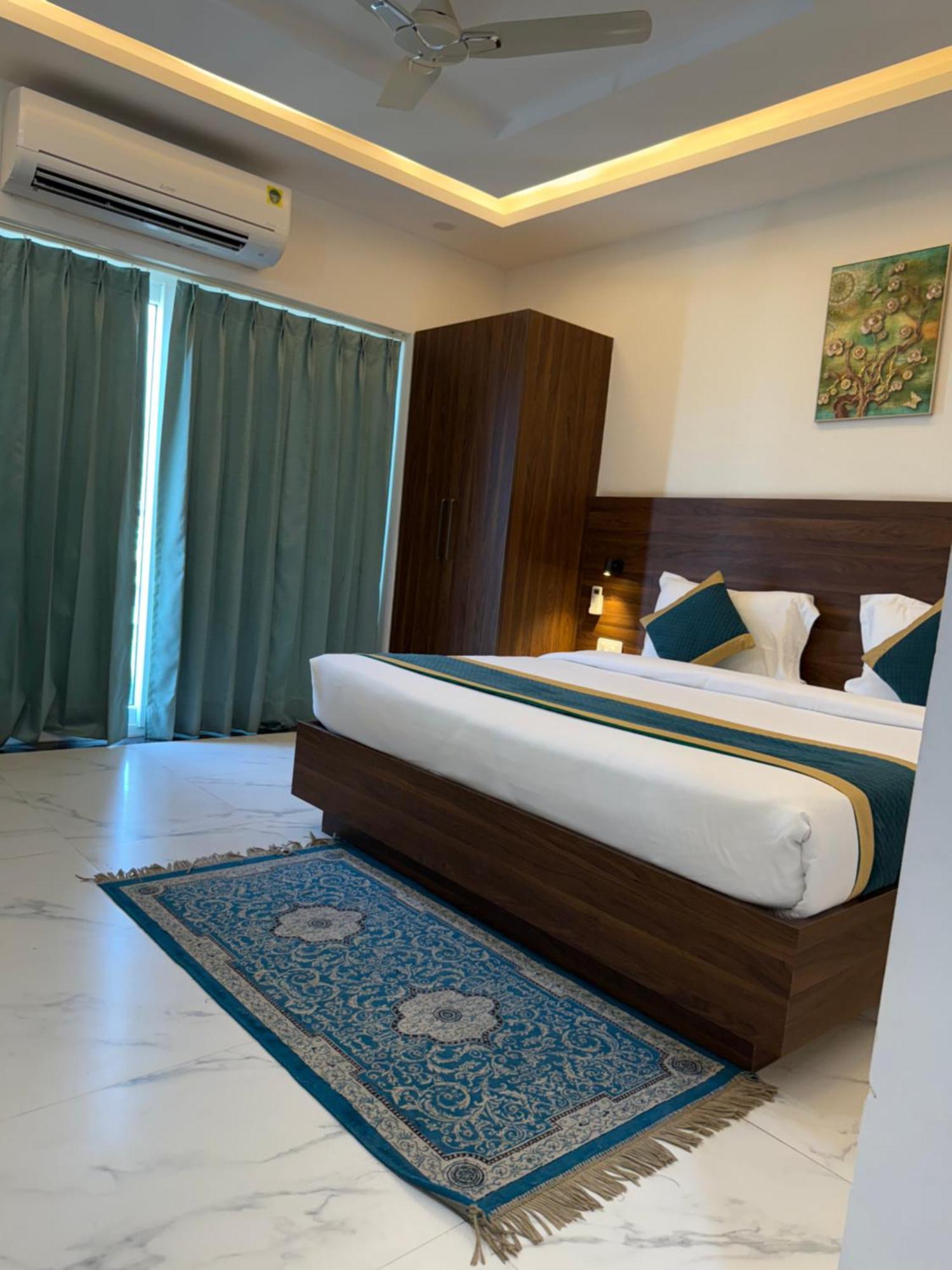 Hotel 7 Heaven Dehradun Eksteriør bilde